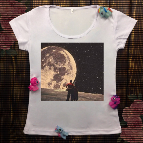 Жіноча футболка з принтом - Вид на Місяць