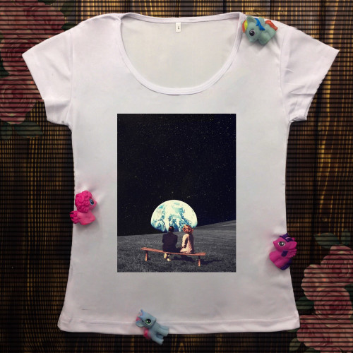 Жіноча футболка з принтом - Лавка з видом на Землю