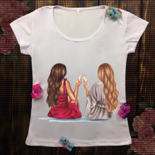 Жіноча футболка з принтом - Подружки