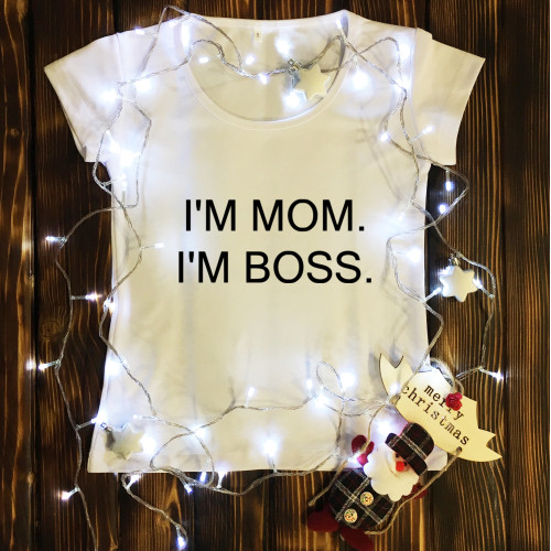 Жіноча футболка з принтом - Mom - Boss