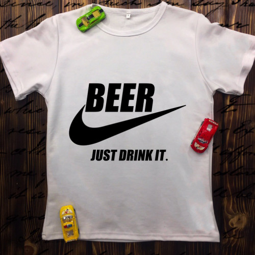 Чоловіча футболка з принтом - Beer. Just Drink It