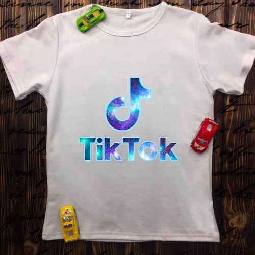 Чоловіча футболка з принтом - TikTok
