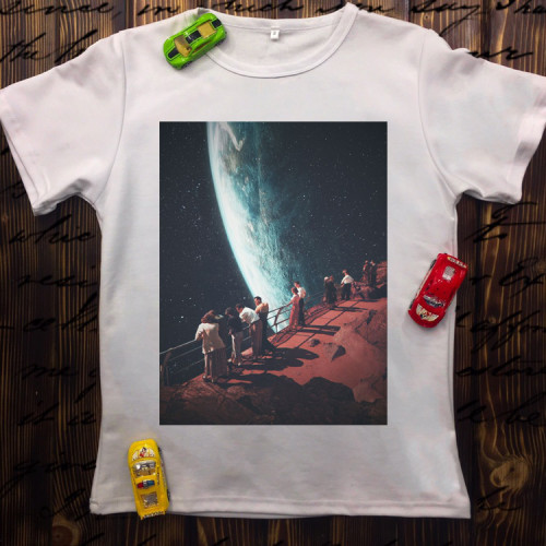 Чоловіча футболка з принтом - Оглядовий в космос