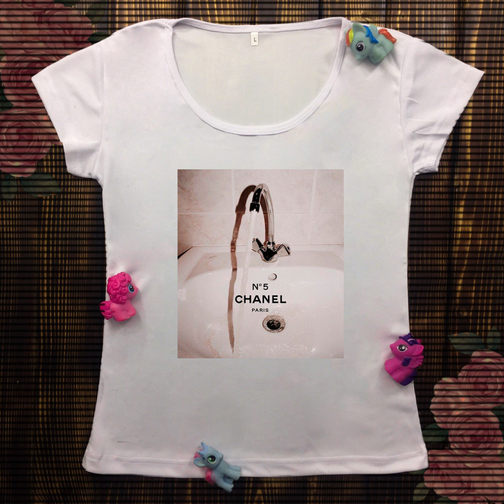 Жіноча футболка з принтом - Chanel №5