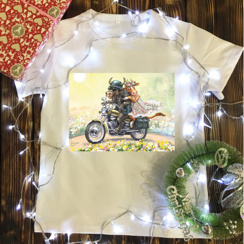 Чоловіча футболка з принтом - Бик на мотоциклі