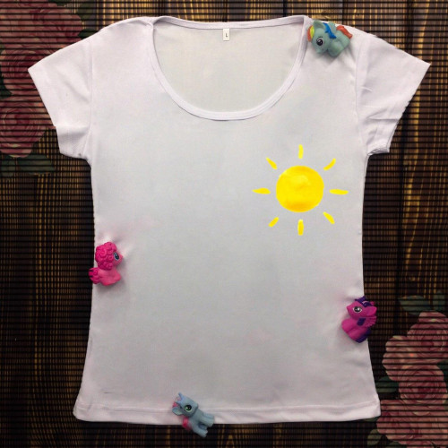 Жіноча футболка з принтом - Сонце