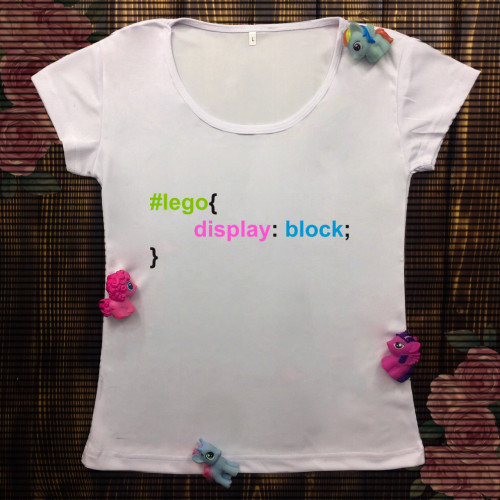 Жіноча футболка з принтом - #lego display: block