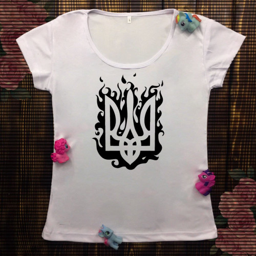 Жіноча футболка з принтом - Герб України