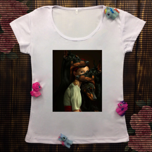 Жіноча футболка з принтом - Дівчина з доберманами