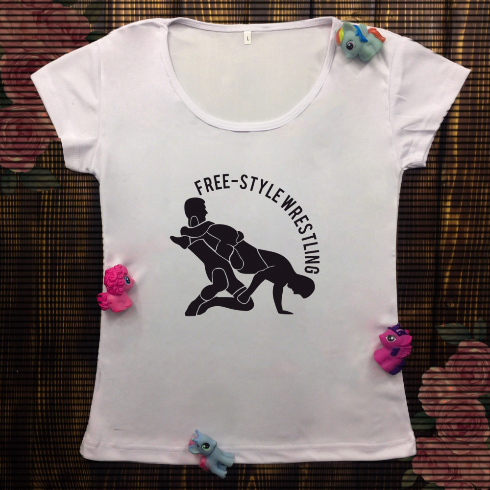 Жіноча футболка з принтом - Боротьба