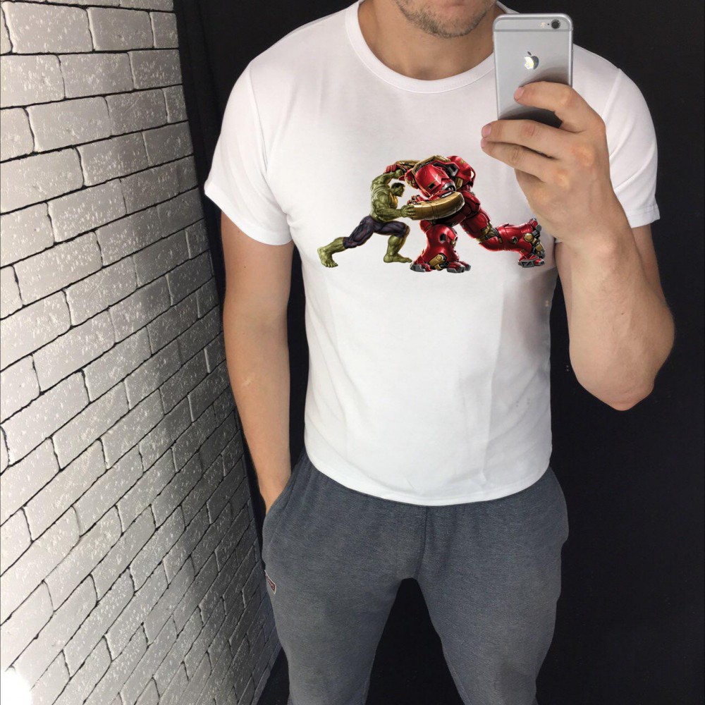 Чоловіча футболка з принтом - Marvel (Hulk vs HulkBuster)