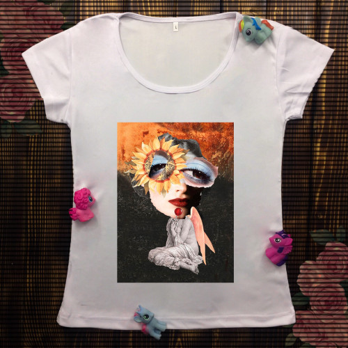 Жіноча футболка з принтом - Колаж з квітами