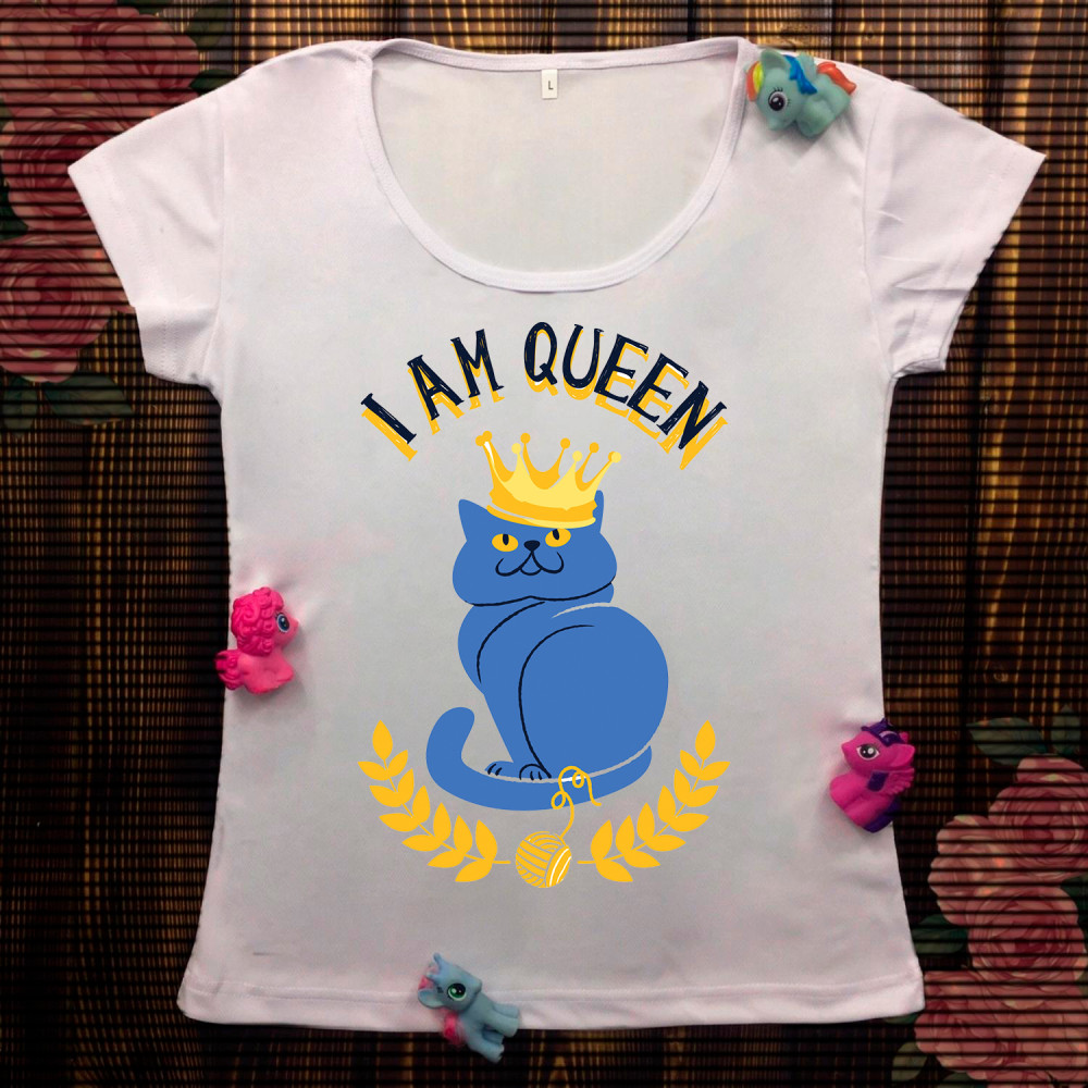 Жіноча футболка з принтом - I am queen 
