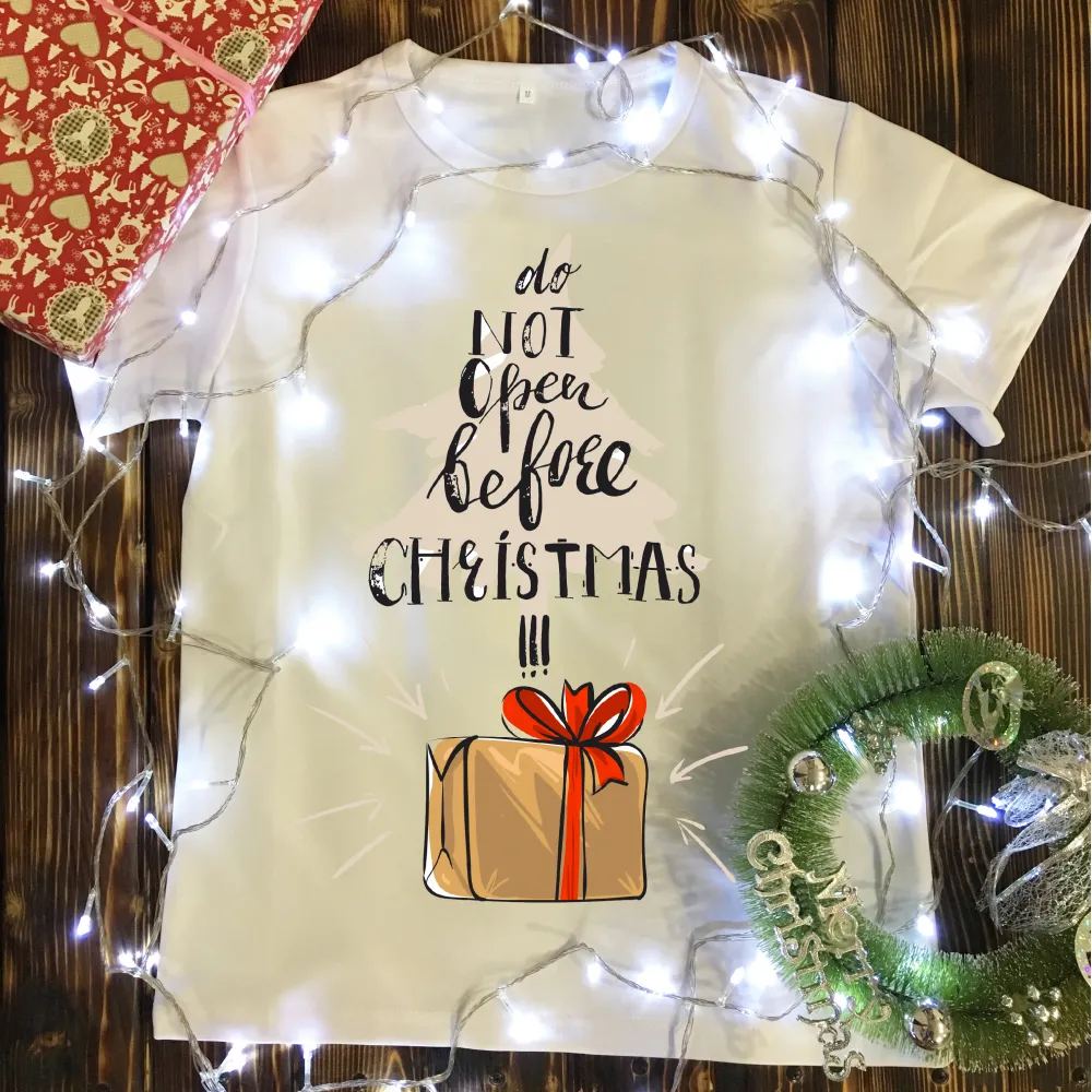 Чоловіча футболка з принтом - Don`t open before Cristmas